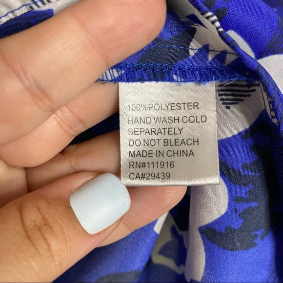 Yumi Kim Blue Floral Joey Tie Neck Peasant Blouse Size Small - Picture 7 of 9